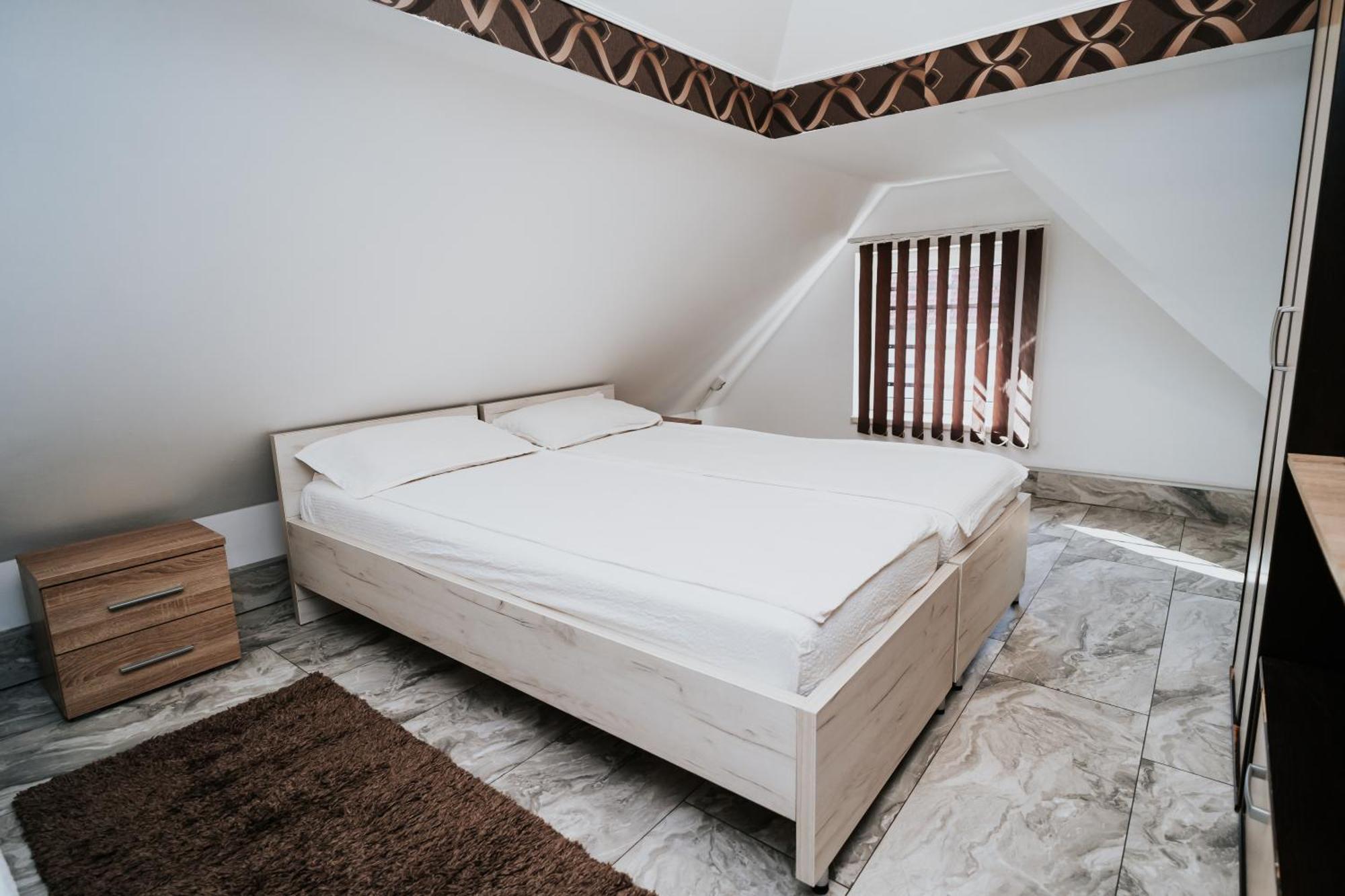 Apartment Attic Sibiu Exterior foto